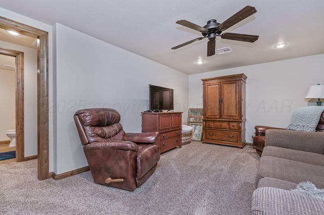 100 Thomas Lane, Wheeler, TX 79096