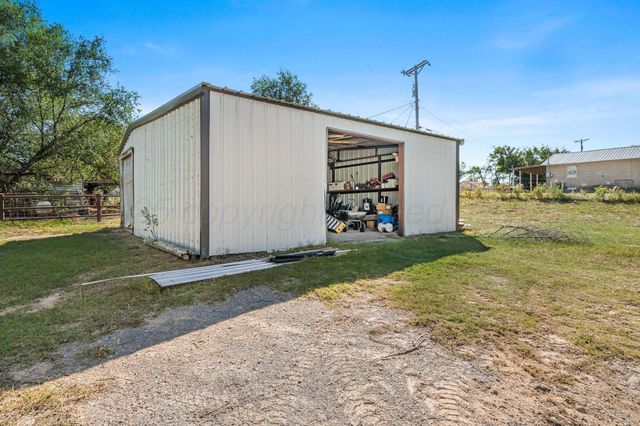 100 Thomas Lane, Wheeler, TX 79096