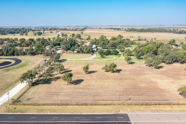 100 Thomas Lane, Wheeler, TX 79096