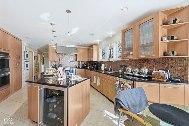 7220 N Illinois Street, Indianapolis, IN 46260