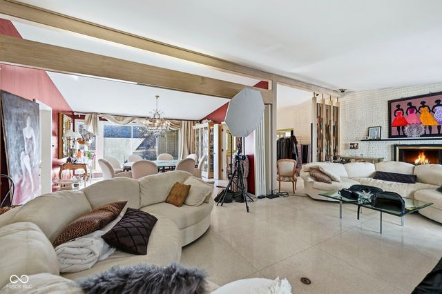 7220 N Illinois Street, Indianapolis, IN 46260