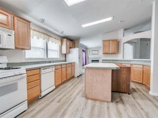 14900 Spencer Mountain Drive, Jones, OK 73049