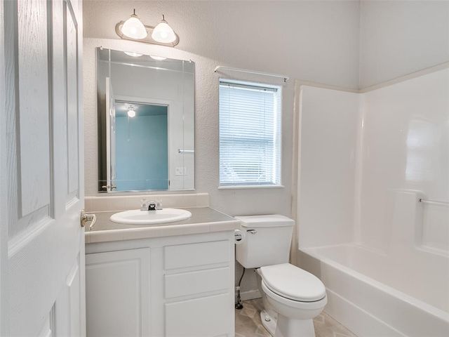 14900 Spencer Mountain Drive, Jones, OK 73049