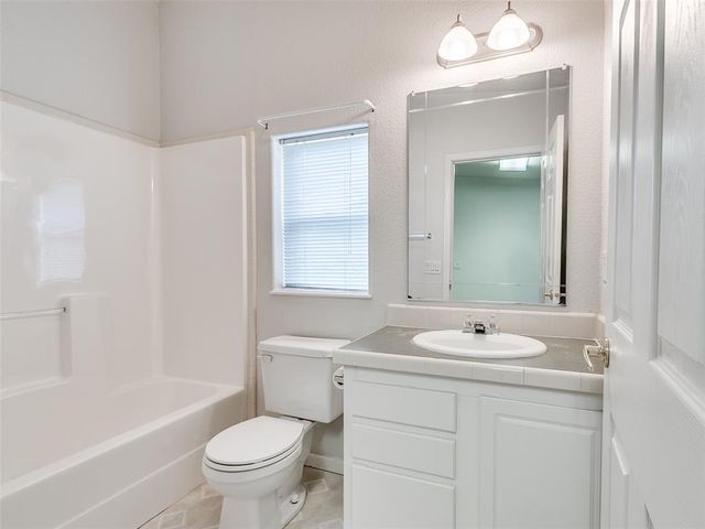 14900 Spencer Mountain Drive, Jones, OK 73049