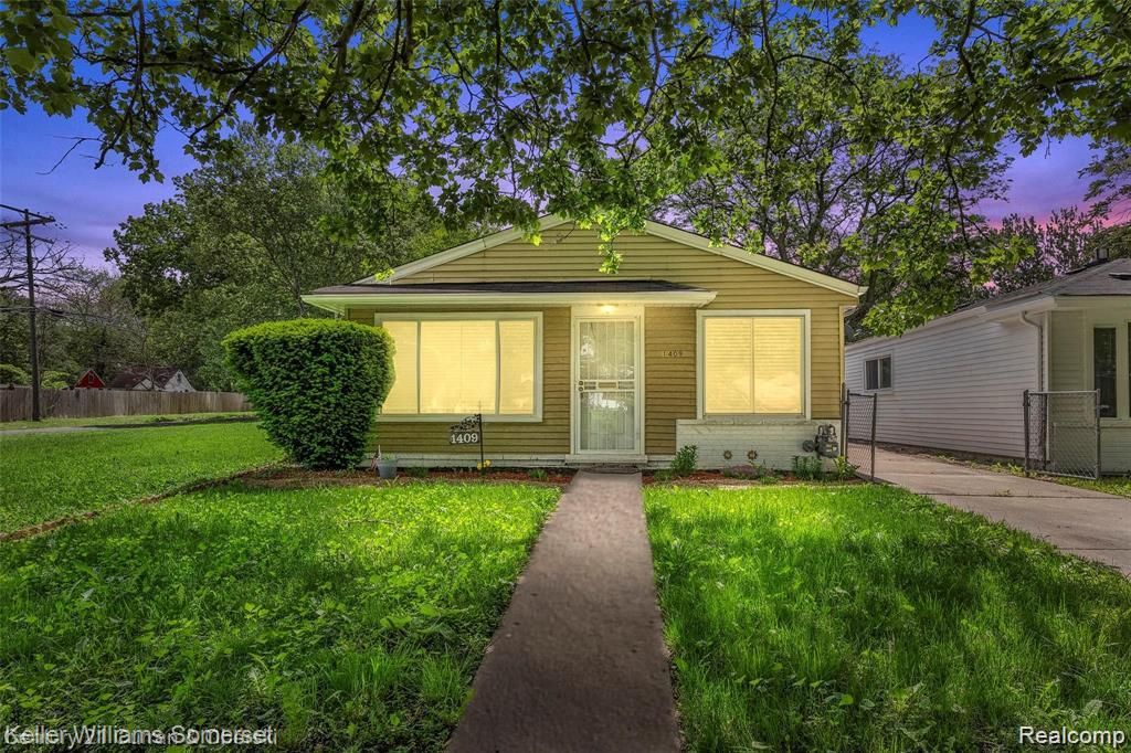 1409 S Liddesdale Street, Detroit, MI 48217