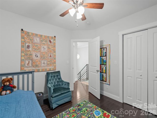 100 Hibriten Drive, Asheville, NC 28801