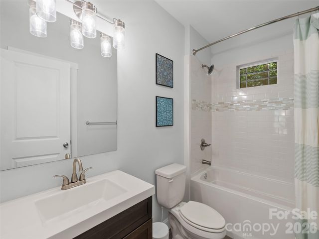 100 Hibriten Drive, Asheville, NC 28801