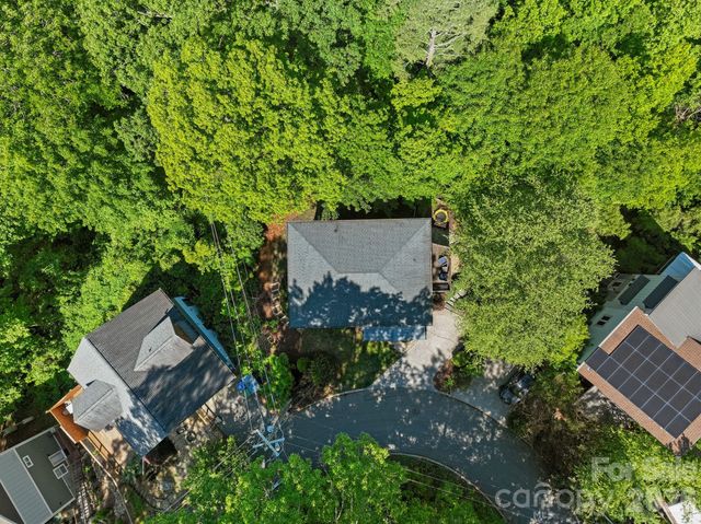 100 Hibriten Drive, Asheville, NC 28801
