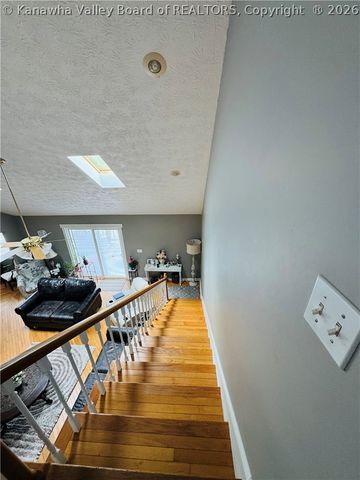 480 East Mud River Road, Milton, WV 25541