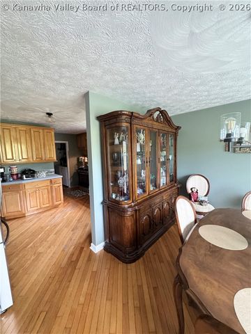 480 East Mud River Road, Milton, WV 25541