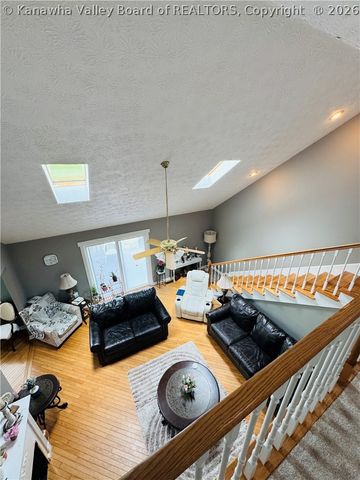 480 East Mud River Road, Milton, WV 25541