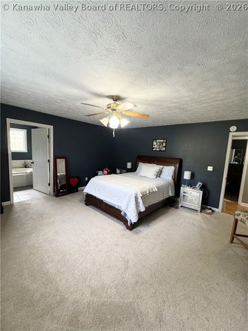 480 East Mud River Road, Milton, WV 25541