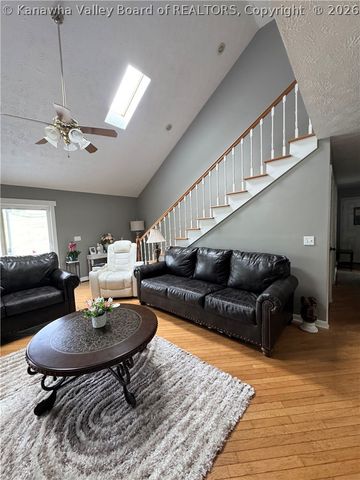480 East Mud River Road, Milton, WV 25541