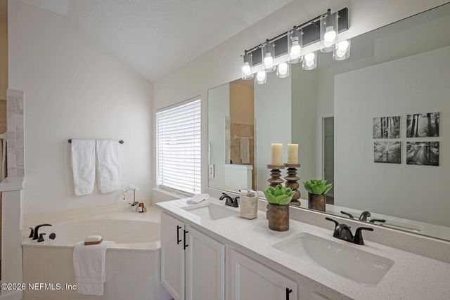 86173 MAPLE LEAF Place, Yulee, FL 32097