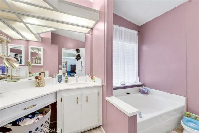 3800 W Wilson 332, Banning, CA 92220