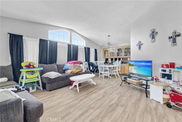 3800 W Wilson 332, Banning, CA 92220