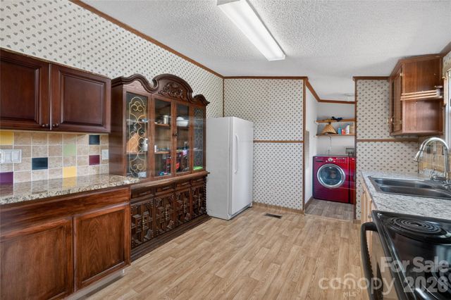 7855 Roger Hill Road, Connelly Springs, NC 28612