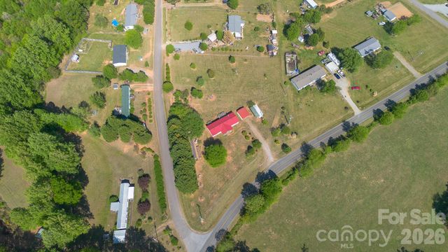 7855 Roger Hill Road, Connelly Springs, NC 28612