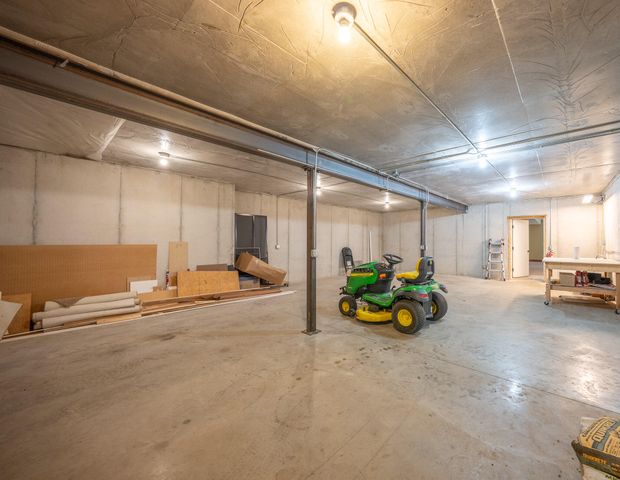 10969 E BOWLING LN, Columbia, MO 65201