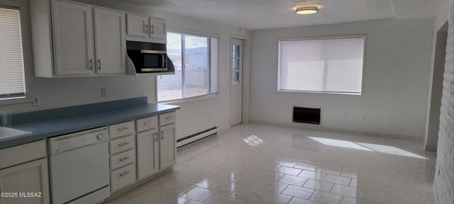 1002 E Mescal Drive, Pearce, AZ 85625