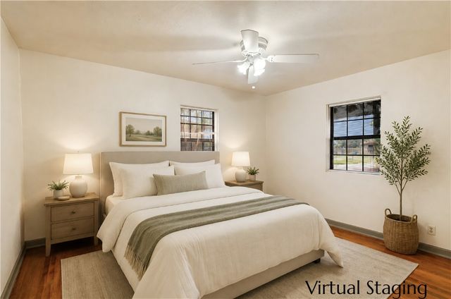 210 Tarlton St, Corpus Christi, TX 78415