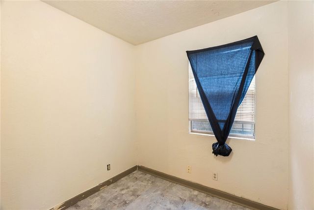 210 Tarlton St, Corpus Christi, TX 78415