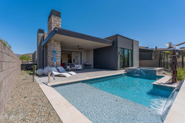 37200 N CAVE CREEK Road 1037, Scottsdale, AZ 85262