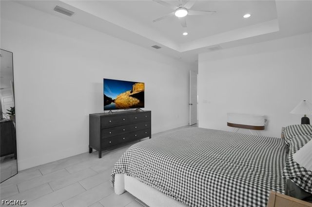 1428 NW 27th PL, Cape Coral, FL 33993