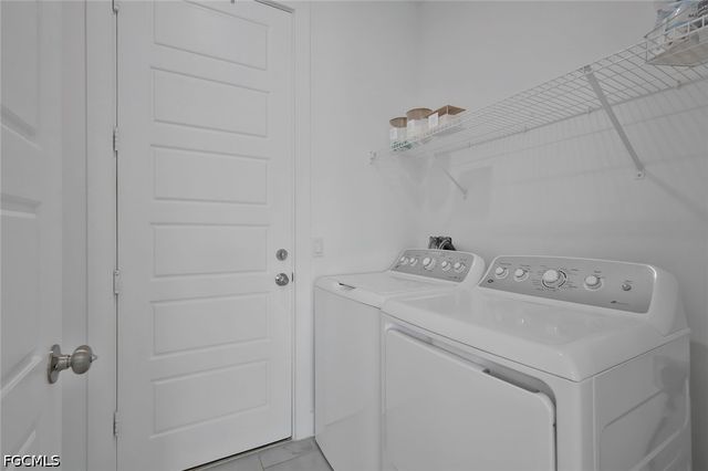 1428 NW 27th PL, Cape Coral, FL 33993