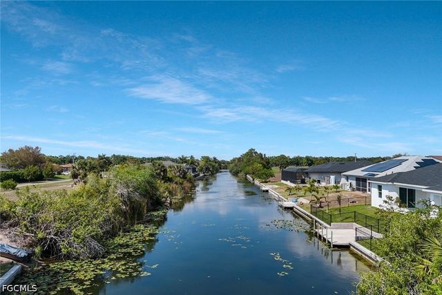 1428 NW 27th PL, Cape Coral, FL 33993