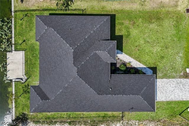 1428 NW 27th PL, Cape Coral, FL 33993