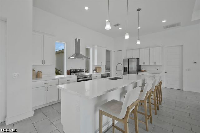 1428 NW 27th PL, Cape Coral, FL 33993