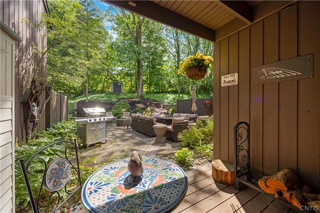 21 Jarvis Drive, Manlius, NY 13104