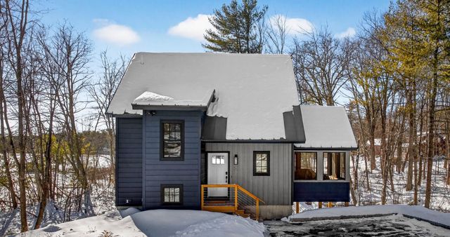 86 Governor Wentworth Highway, Tuftonboro, NH 03853