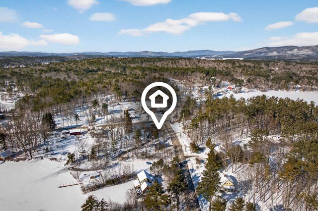 86 Governor Wentworth Highway, Tuftonboro, NH 03853