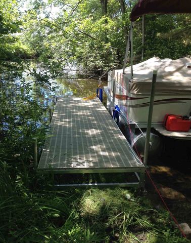 86 Governor Wentworth Highway, Tuftonboro, NH 03853