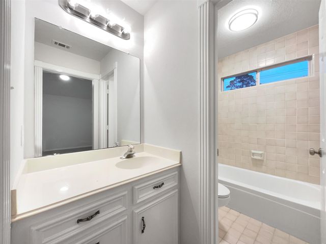 6107 Hampton Way Court, Spring, TX 77389