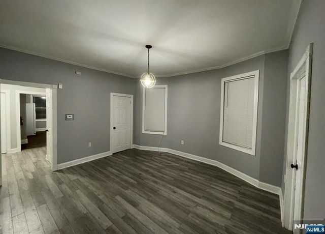 103 10th Street, Newark, NJ 07107