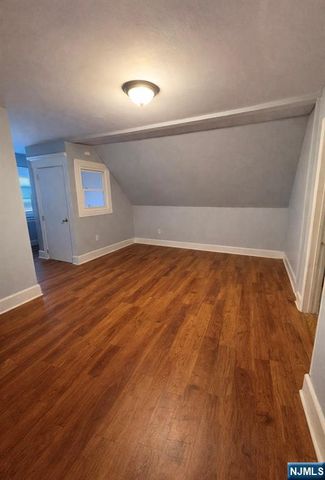 103 10th Street, Newark, NJ 07107