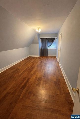 103 10th Street, Newark, NJ 07107