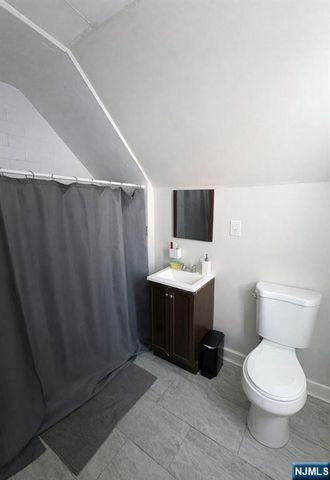 103 10th Street, Newark, NJ 07107