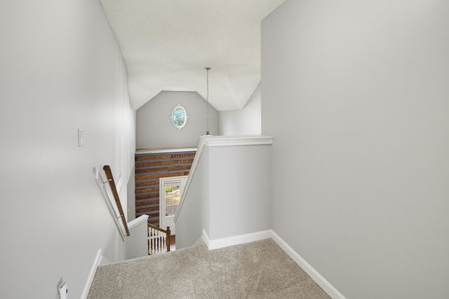 25 FAIROAKS DR, Oakland, TN 38060