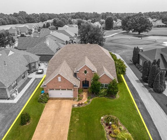 25 FAIROAKS DR, Oakland, TN 38060