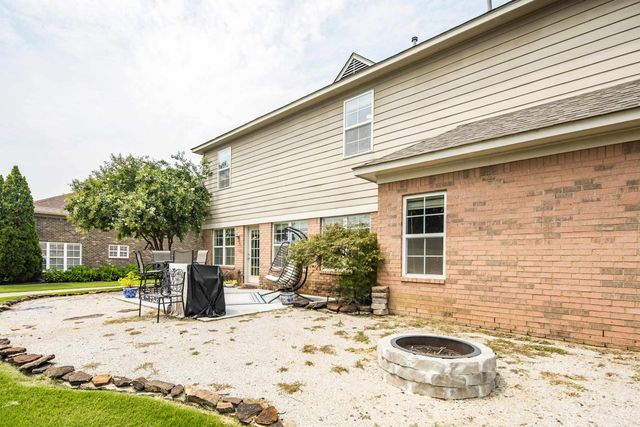 25 FAIROAKS DR, Oakland, TN 38060