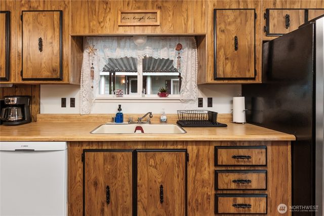 7508 47th Avenue NE #9, Marysville, WA 98270