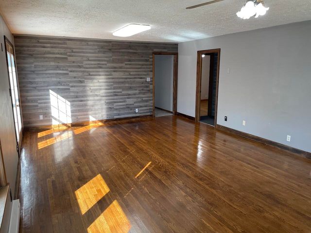 801 Patton Avenue, Cabool, MO 65689