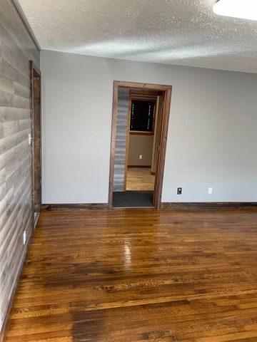 801 Patton Avenue, Cabool, MO 65689