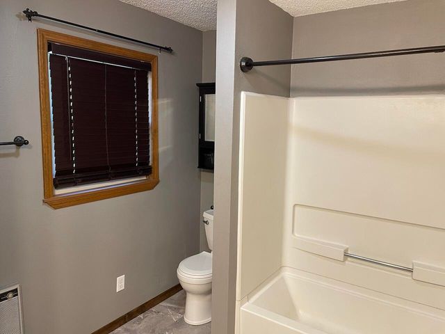 801 Patton Avenue, Cabool, MO 65689