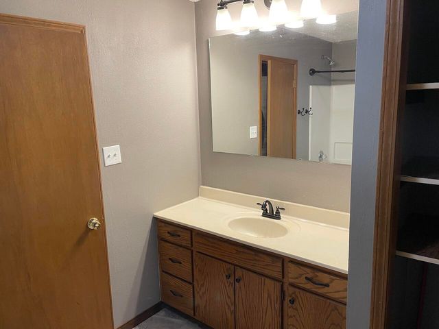 801 Patton Avenue, Cabool, MO 65689