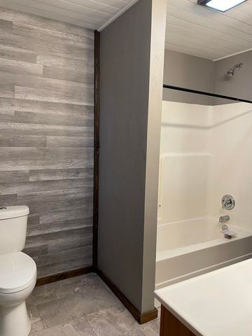 801 Patton Avenue, Cabool, MO 65689